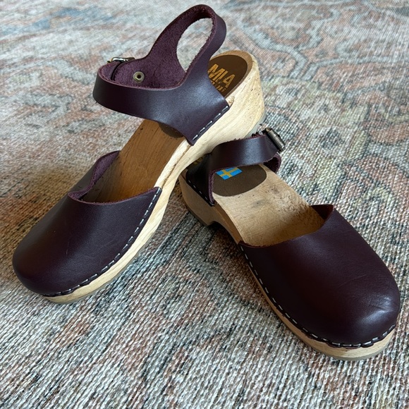 MIA Women's Namby Ankle-Strap Sandal Clog - Picture 2 of 9